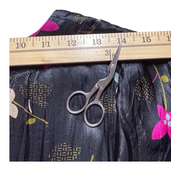 Free People Silk Floral Fit & Flare Dress Size 4 Black Short Sleeve V-Neck Boho - Picture 12 of 15